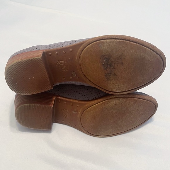 Lucky Brand Gray Suede Booties, Size 7.5 - Picture 7 of 10